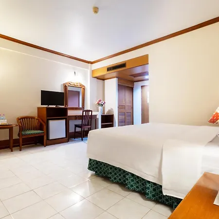 Kata Sun Beach Hotel Exterior photo