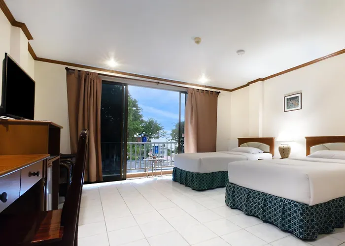 Kata Sun Beach Hotel